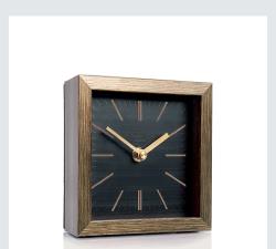 Επιτραπέζιο ρολόι σε απομίμηση ξύλου,μαύρο χρ.,14cm